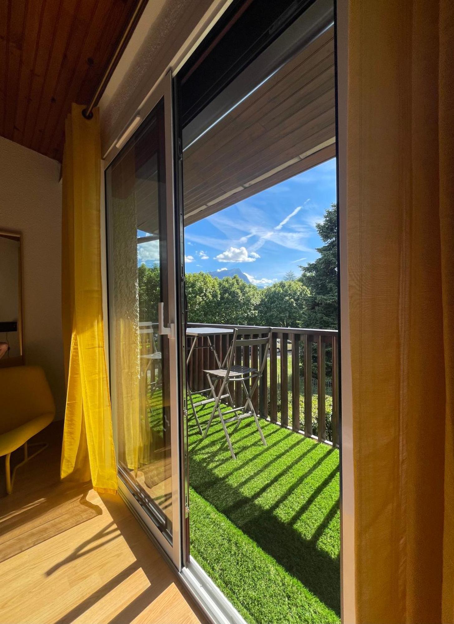 Maison Tres Agreable Avec Exterieurs, Bien Situee Au Plan D'Eau Embrun ภายนอก รูปภาพ